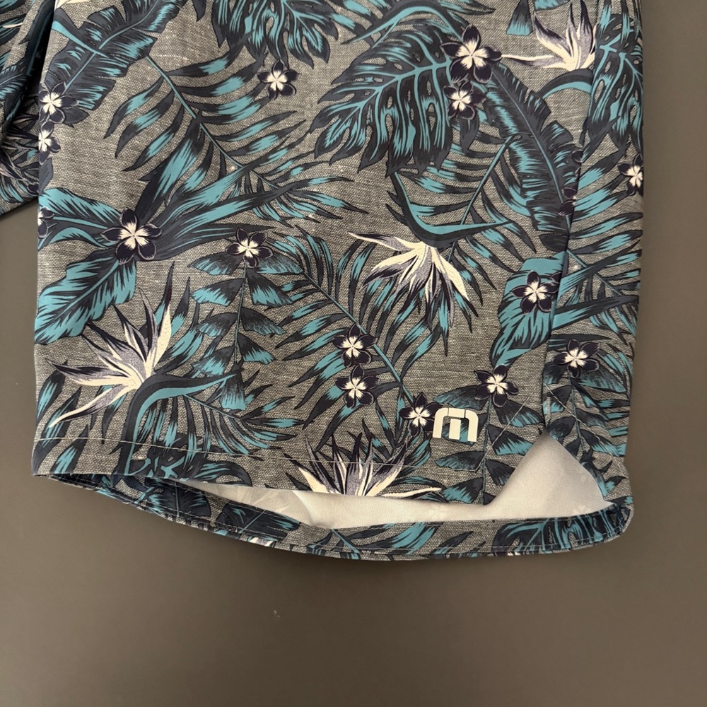 Travis Mathew’s Board Shorts Blue Floral | 35 - Picture 7 of 7